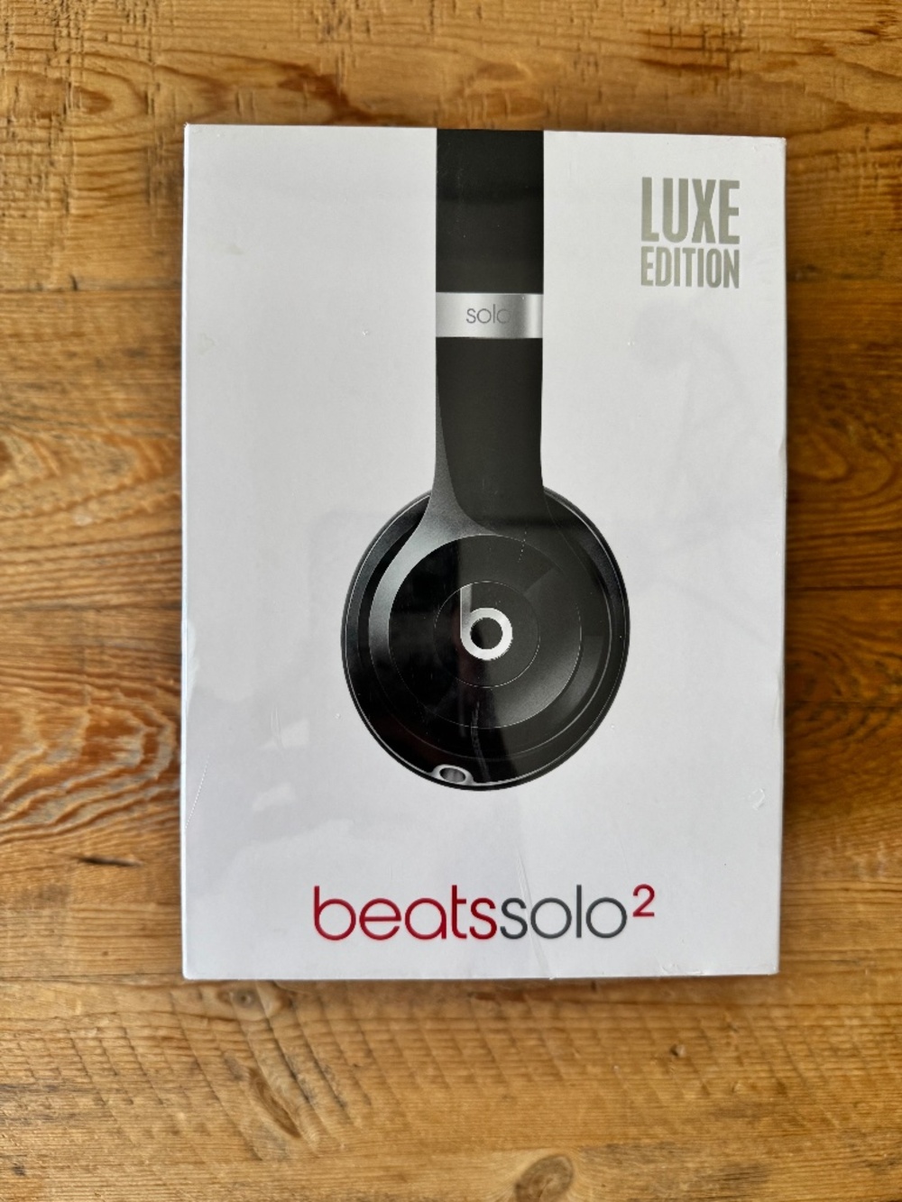 Beats Solo2 Luxe Edition, wired on-ear headphones, Glossy Black, NEW, sealed